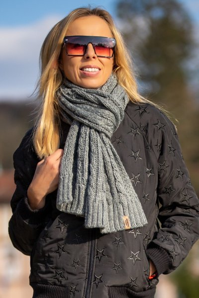 Lara gray scarf